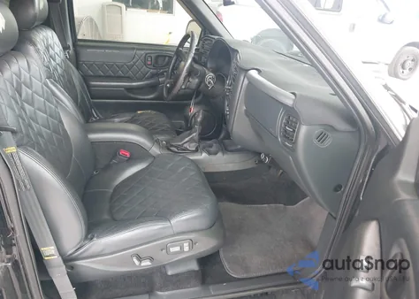 2001 GMC Jimmy Luxury из США, поврежденный, VIN 1GKCS63W812105518